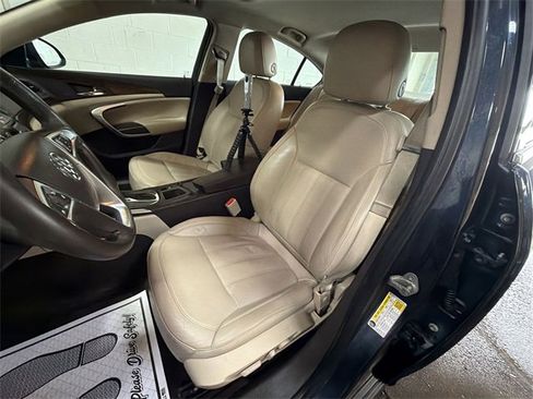 Used 2013 Buick Regal Premium image 11