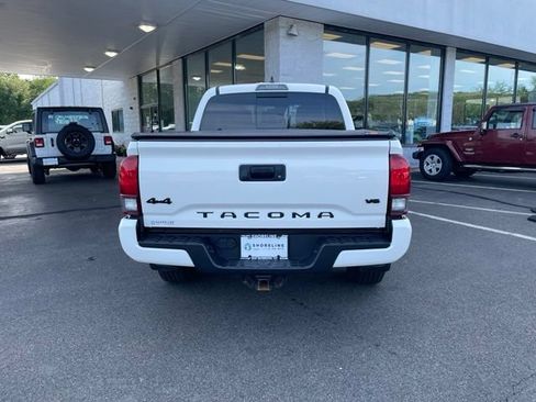 Used 2021 Toyota Tacoma SR5 w/ Trail Edition AWD/4WD image 6