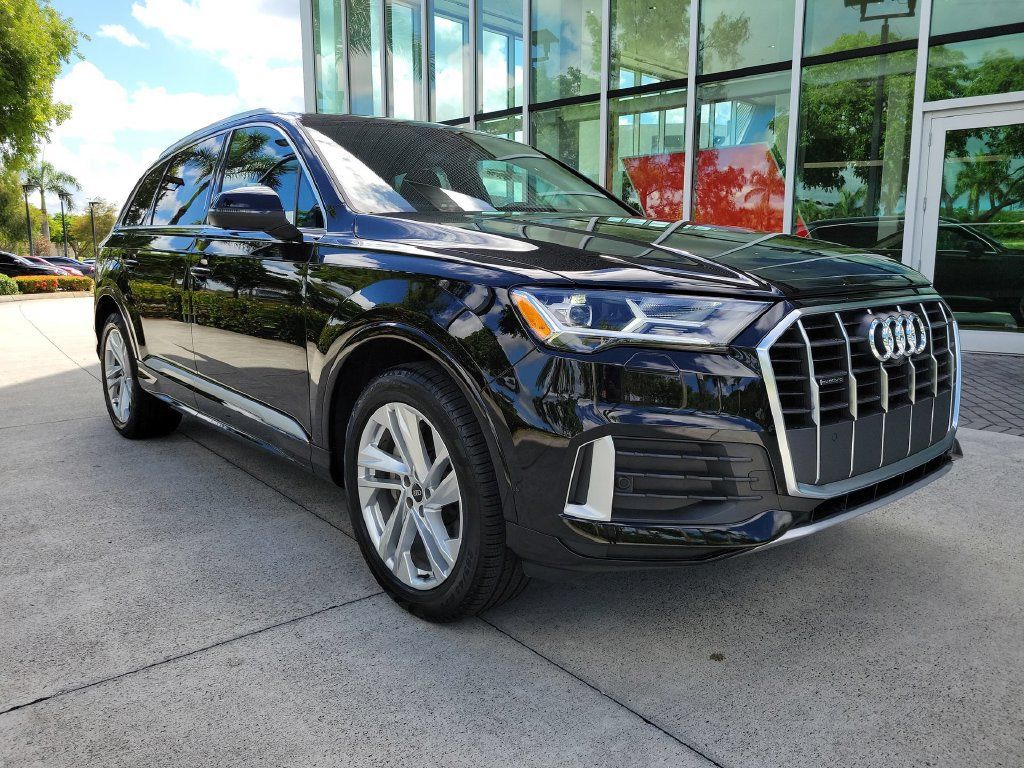 Used 2021 Audi Q7 2.0T Premium Plus w/ Premium Plus Package AWD/4WD image 2