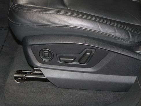 Used 2023 Audi Q7 3.0T Premium Plus image 21