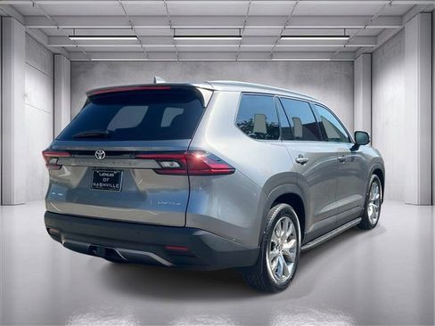 Used 2025 Toyota Grand Highlander AWD Hybrid image 3