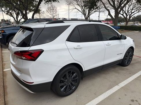 Used 2022 Chevrolet Equinox RS w/ RS Leather Package image 3