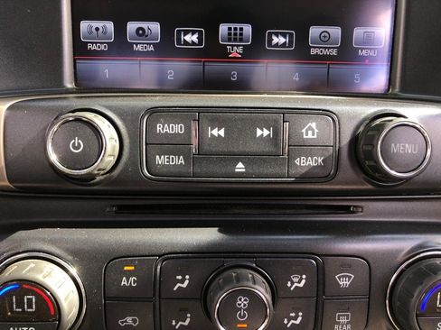 Used 2016 GMC Sierra 2500 Denali w/ Duramax Plus Package image 29