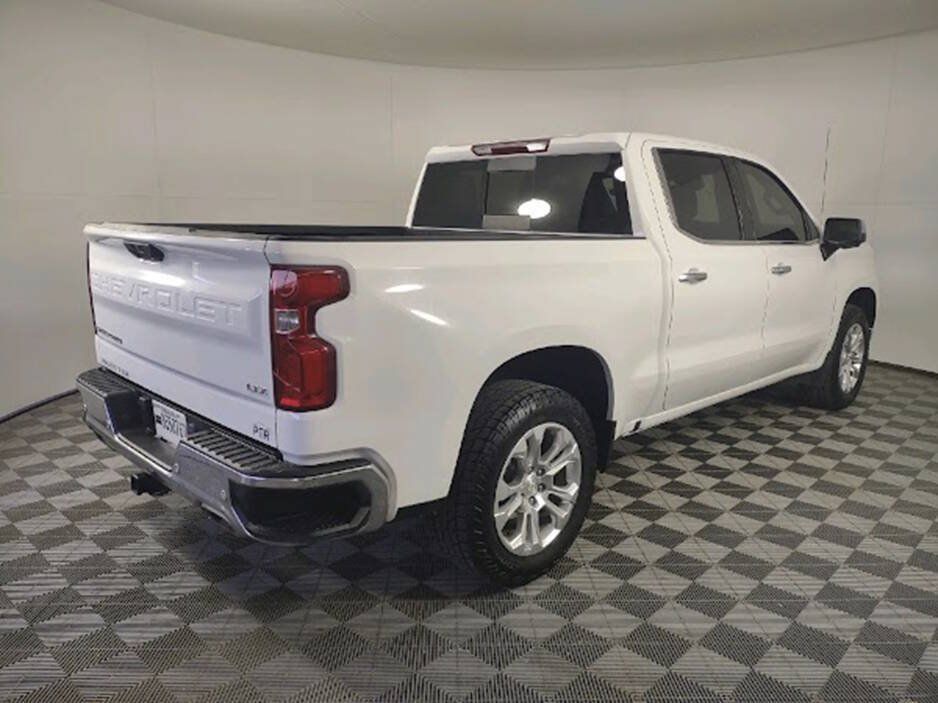Used 2023 Chevrolet Silverado 1500 LTZ w/ LTZ Convenience Package II AWD/4WD image 10