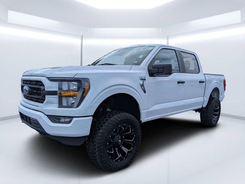 Used 2023 Ford F150 XLT image 7