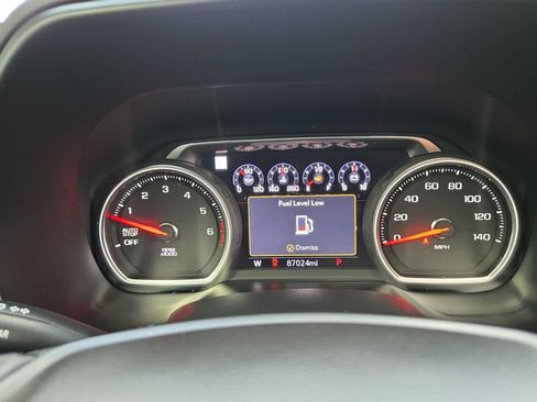 Used 2021 Chevrolet Tahoe High Country w/ Premium Package RWD image 22