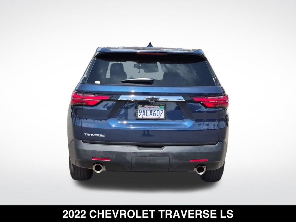 Used 2022 Chevrolet Traverse LS FWD image 8