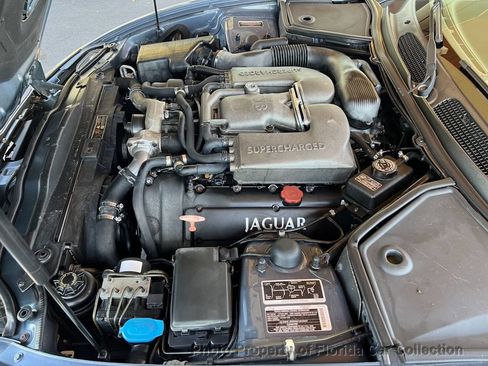 Used 2001 Jaguar XKR Convertible RWD image 87