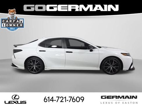 Used 2023 Toyota Camry SE w/ Audio Upgrade Package FWD image 5