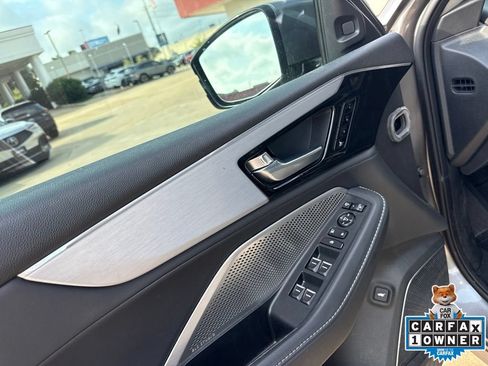 Used 2023 Acura MDX w/ Technology Package FWD image 11