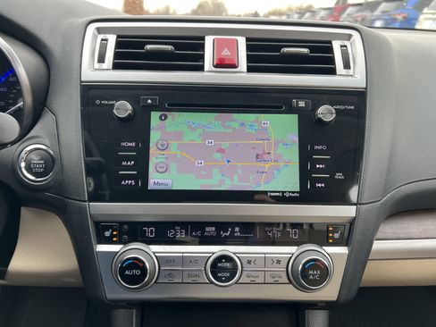 Used 2016 Subaru Outback 3.6R Limited image 26