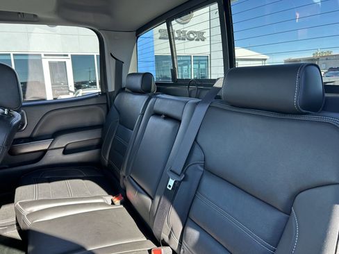 Used 2018 GMC Sierra 3500 Denali w/ Duramax Plus Package image 9