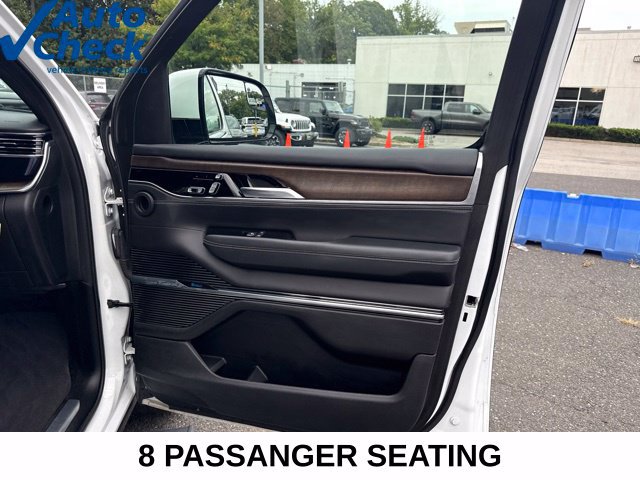 Used 2022 Jeep Grand Wagoneer Series I w/ Flexible Seating Group AWD/4WD image 30