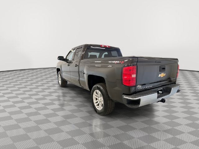 Used 2018 Chevrolet Silverado 1500 LT w/ All Star Edition AWD/4WD image 8