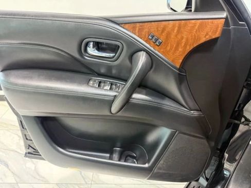 Used 2019 INFINITI QX80 Luxe w/ Proassist Package image 10