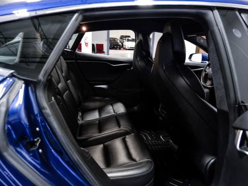 Used 2019 Tesla Model S Long Range AWD/4WD image 30