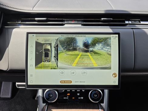 Certified 2023 Land Rover Range Rover SE AWD/4WD image 21