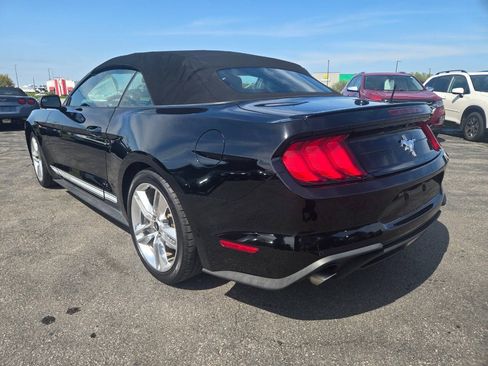 Used 2018 Ford Mustang Premium w/ Equipment Group 201A RWD image 5