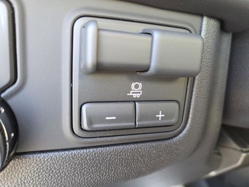 New 2026 GMC Yukon Elevation image 15