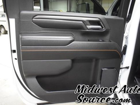 Used 2024 GMC Sierra 3500 AT4 w/ AT4 Premium Plus Package AWD/4WD image 24