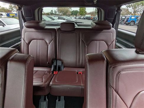Used 2024 Ford Expedition Max Limited image 16