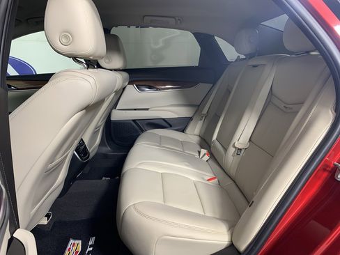 Used 2019 Cadillac XTS Luxury image 30