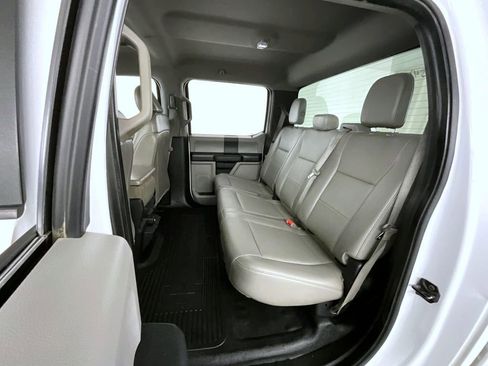 Used 2018 Ford F450 XL w/ Power Equipment Group image 19