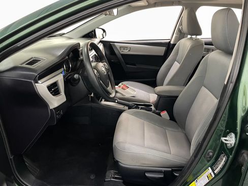 Used 2015 Toyota Corolla LE FWD image 6