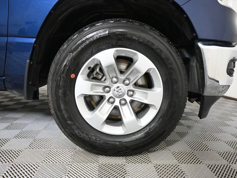 Used 2022 RAM 1500 Big Horn AWD/4WD image 14