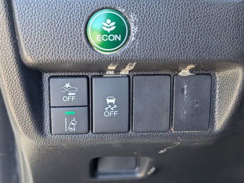 Used 2018 Honda Fit EX image 27