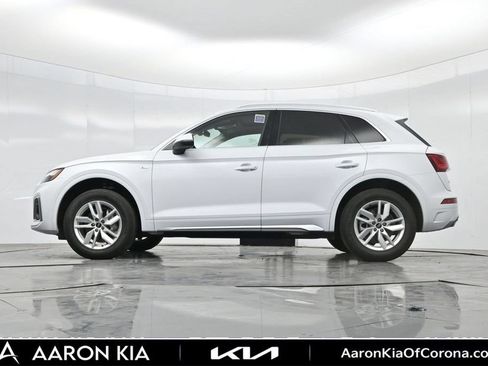 Used 2023 Audi Q5 2.0T Premium w/ Convenience Package AWD/4WD image 58
