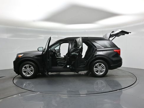 Certified 2023 Ford Explorer XLT RWD image 33