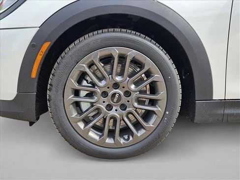 New 2026 MINI Cooper 2-Door Hardtop image 9