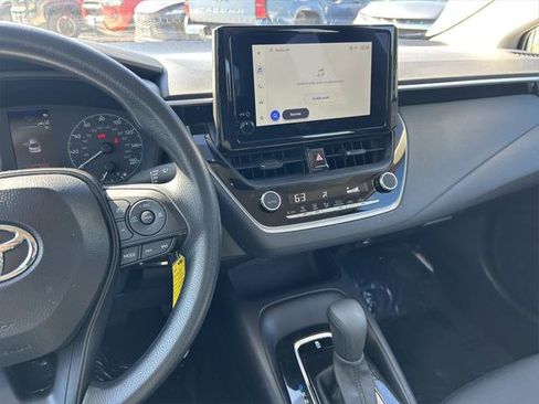 Certified 2025 Toyota Corolla LE image 17