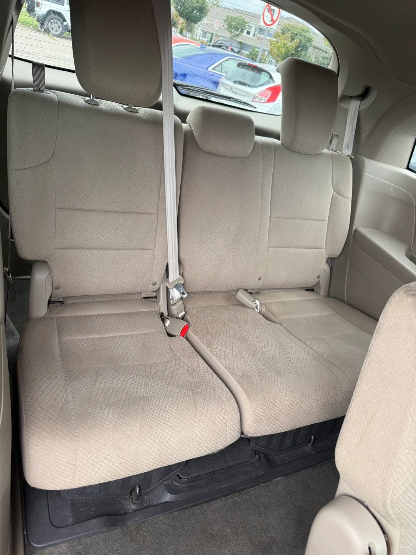 Used 2014 Honda Odyssey EX image 24