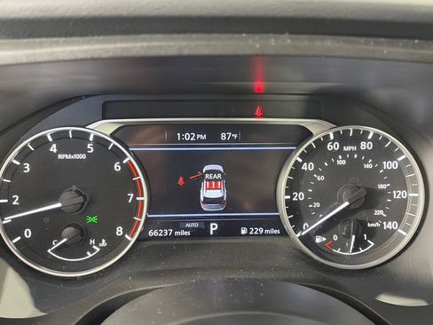 Used 2024 Nissan Rogue SV AWD/4WD image 15