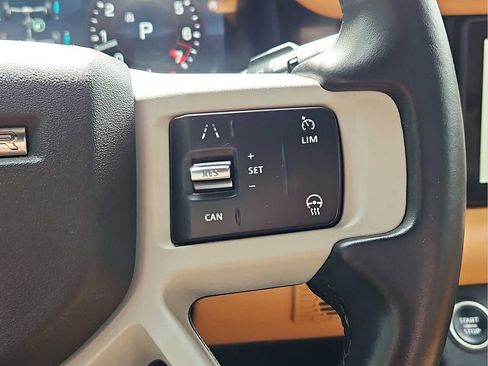 Used 2023 Land Rover Defender 110 S AWD/4WD image 21
