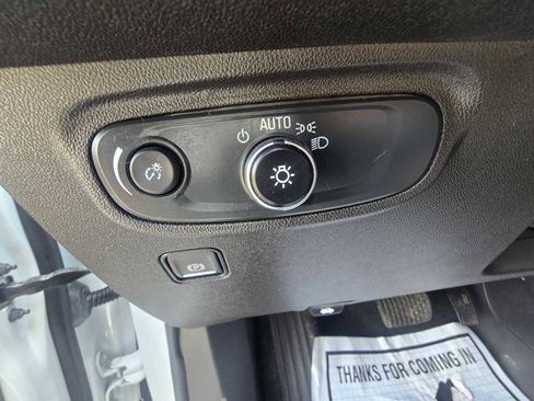 Used 2024 GMC Terrain SLE AWD/4WD image 20