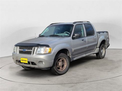 Used 2003 Ford Explorer Sport Trac XLT image 1