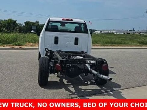 Used 2024 Chevrolet Silverado 2500 W/T image 7