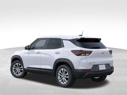 New 2026 Chevrolet TrailBlazer LS w/ LS Convenience Package AWD/4WD image 3