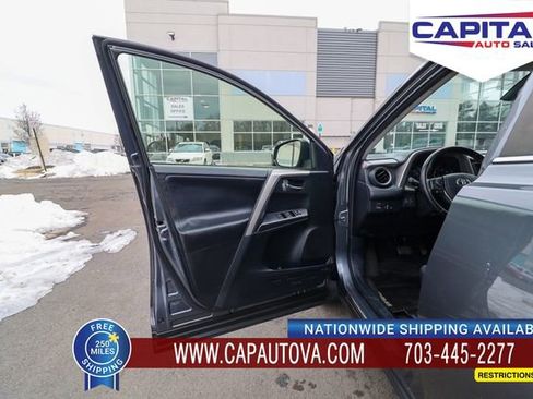 Used 2017 Toyota RAV4 XLE image 38
