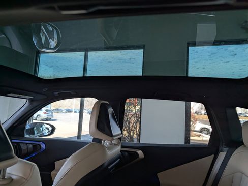 Used 2025 BMW X3 xDrive30i w/ Premium Package image 13