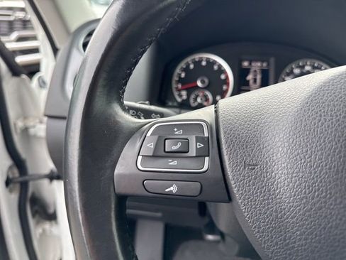 Used 2017 Volkswagen Tiguan Wolfsburg Edition image 24