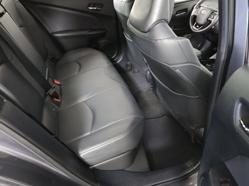 Used 2021 Toyota Prius Prime XLE w/ Carpet Mat Package (TMS) FWD image 22
