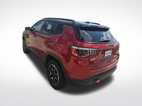 Used 2025 Jeep Compass Trailhawk AWD/4WD image 6