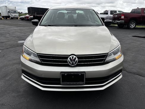Used 2015 Volkswagen Jetta S FWD image 3