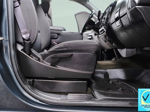 Used 2017 Chevrolet Silverado 1500 LT w/ All Star Edition image 35