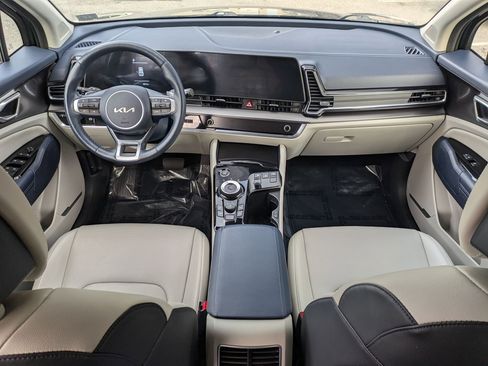 Used 2023 Kia Sportage EX image 10