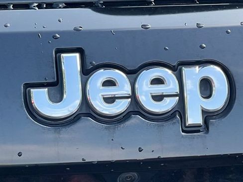 Used 2020 Jeep Grand Cherokee Limited AWD/4WD image 51